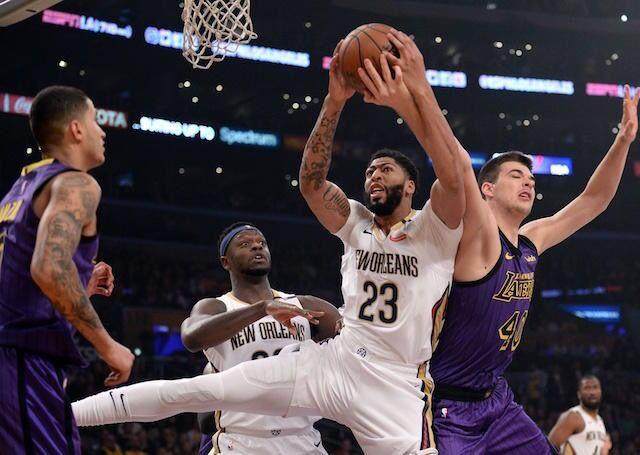 山西队轻取雄鹿，浓眉哥统治全场