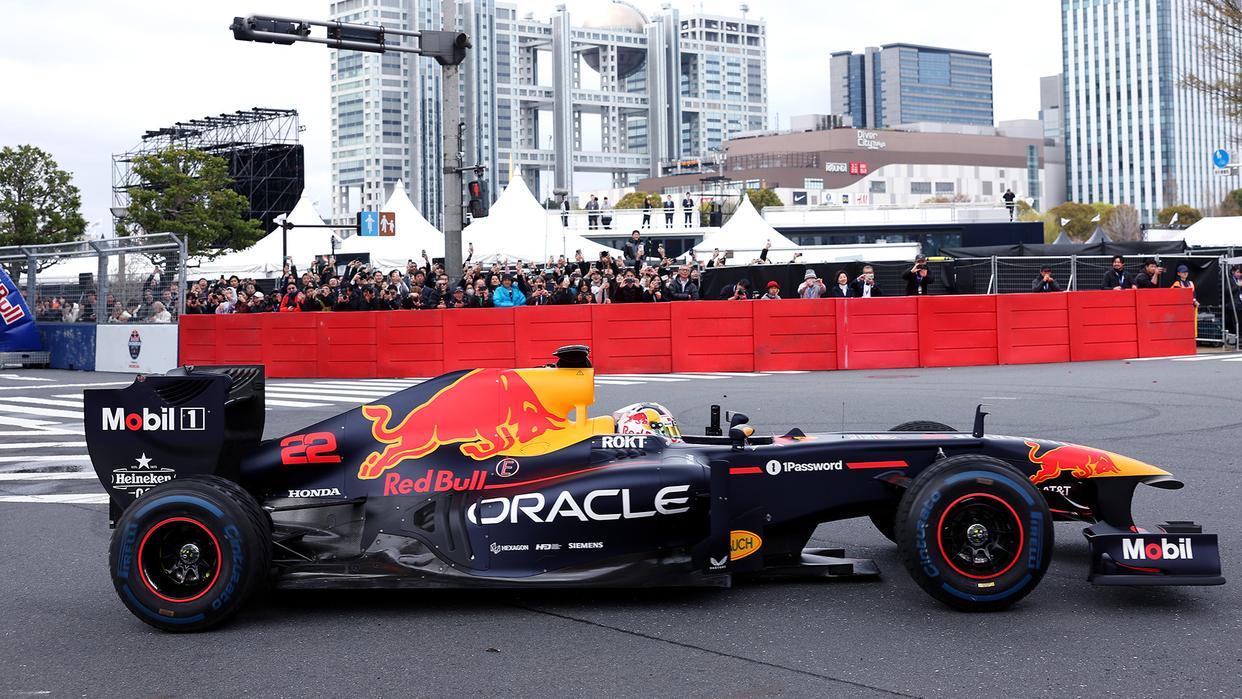 威廉姆斯碾压红牛车队，阿隆索惊艳四座