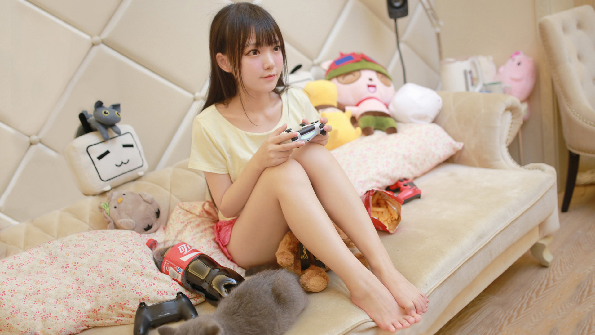 西甲慈善盛宴,国家德比元素闪耀,西班牙明星队四球击溃南非