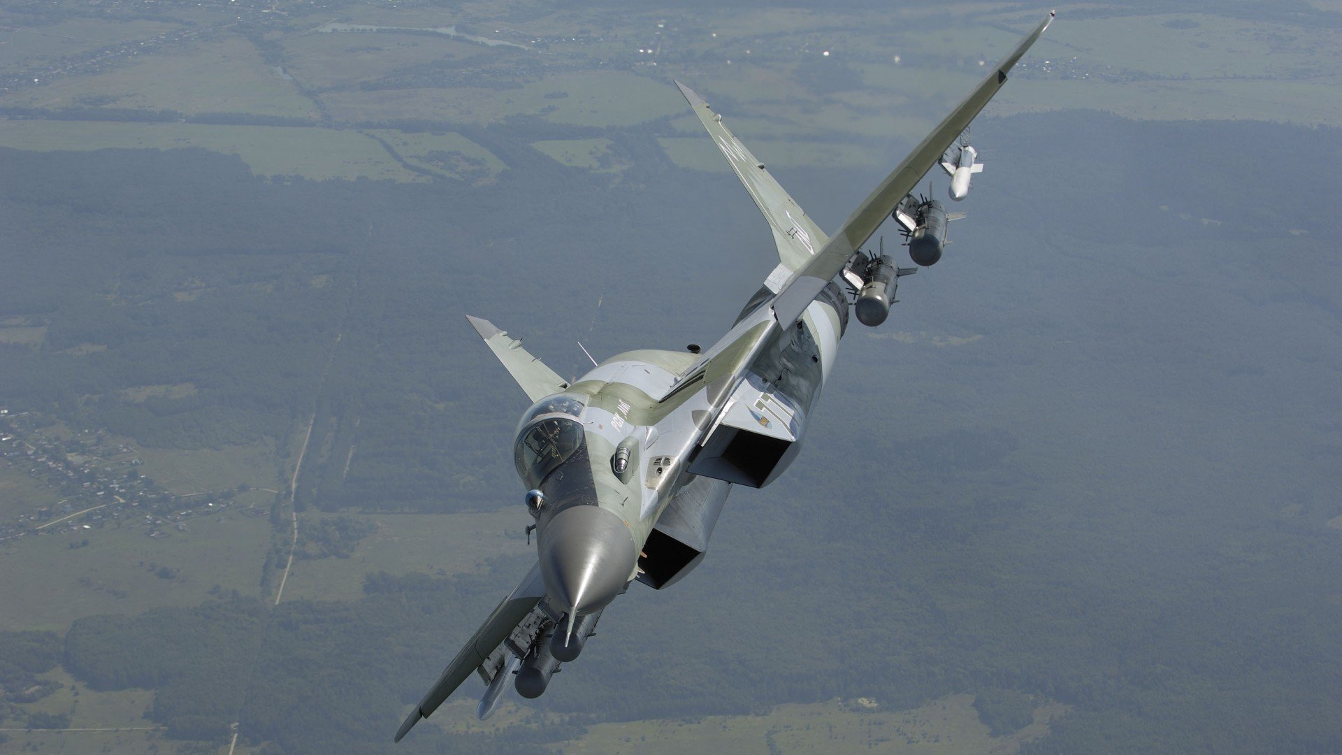 战术的降维打击，广厦用东方智慧锁死雄鹿，霍勒迪赛后评分拉满成胜负手