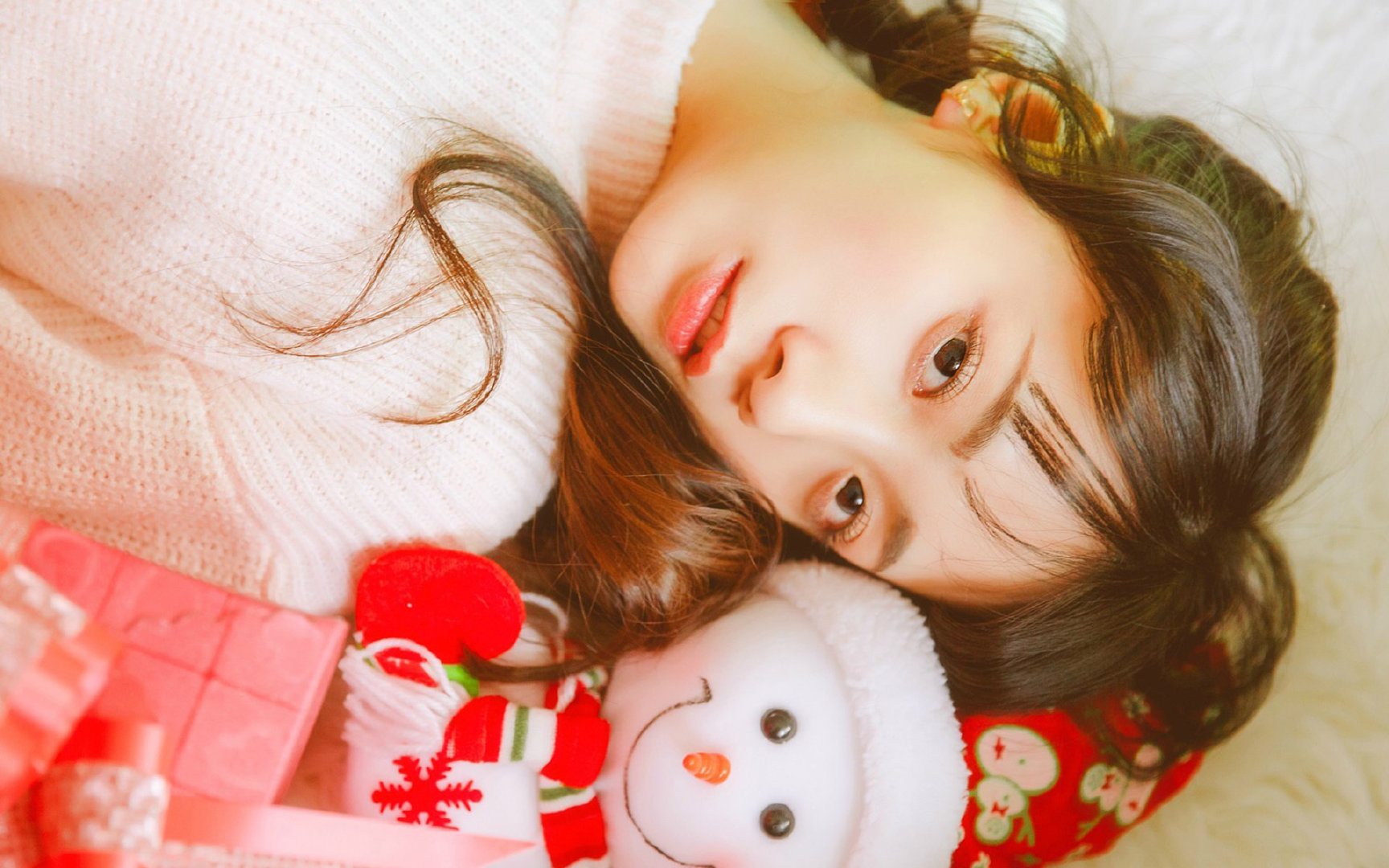 唯一性的足球传奇，秘鲁掀翻冰岛与迪巴拉英超争冠接管比赛