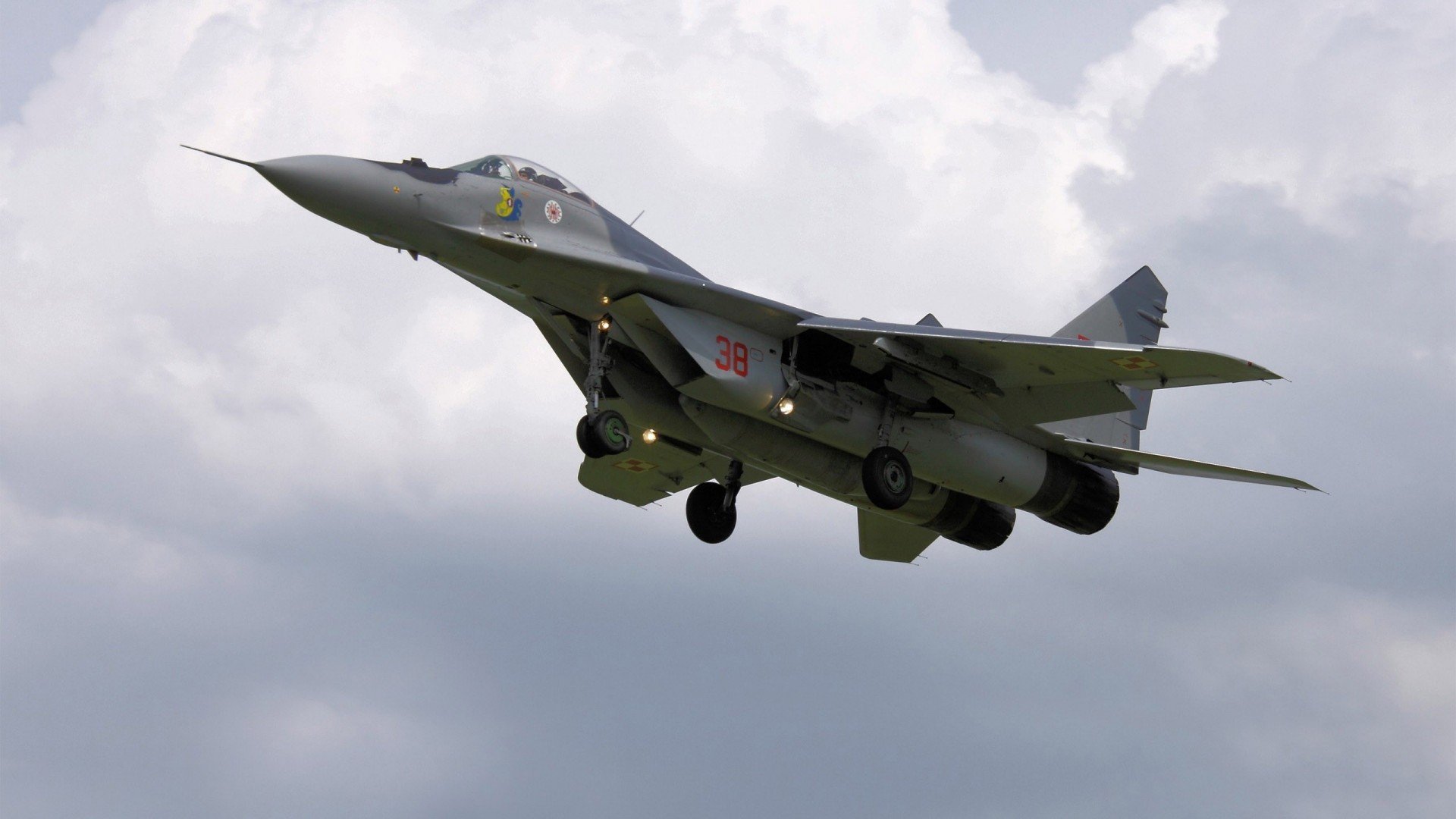 跨界定律，勒沃库森的纪律足球与格列兹曼的赛道掌控